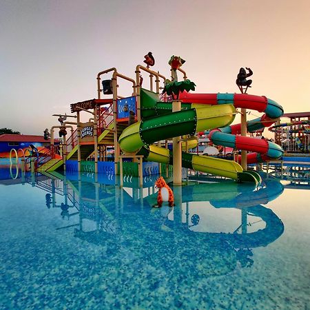 Mendarda Wet N Wild Water Park & Resort מראה חיצוני תמונה